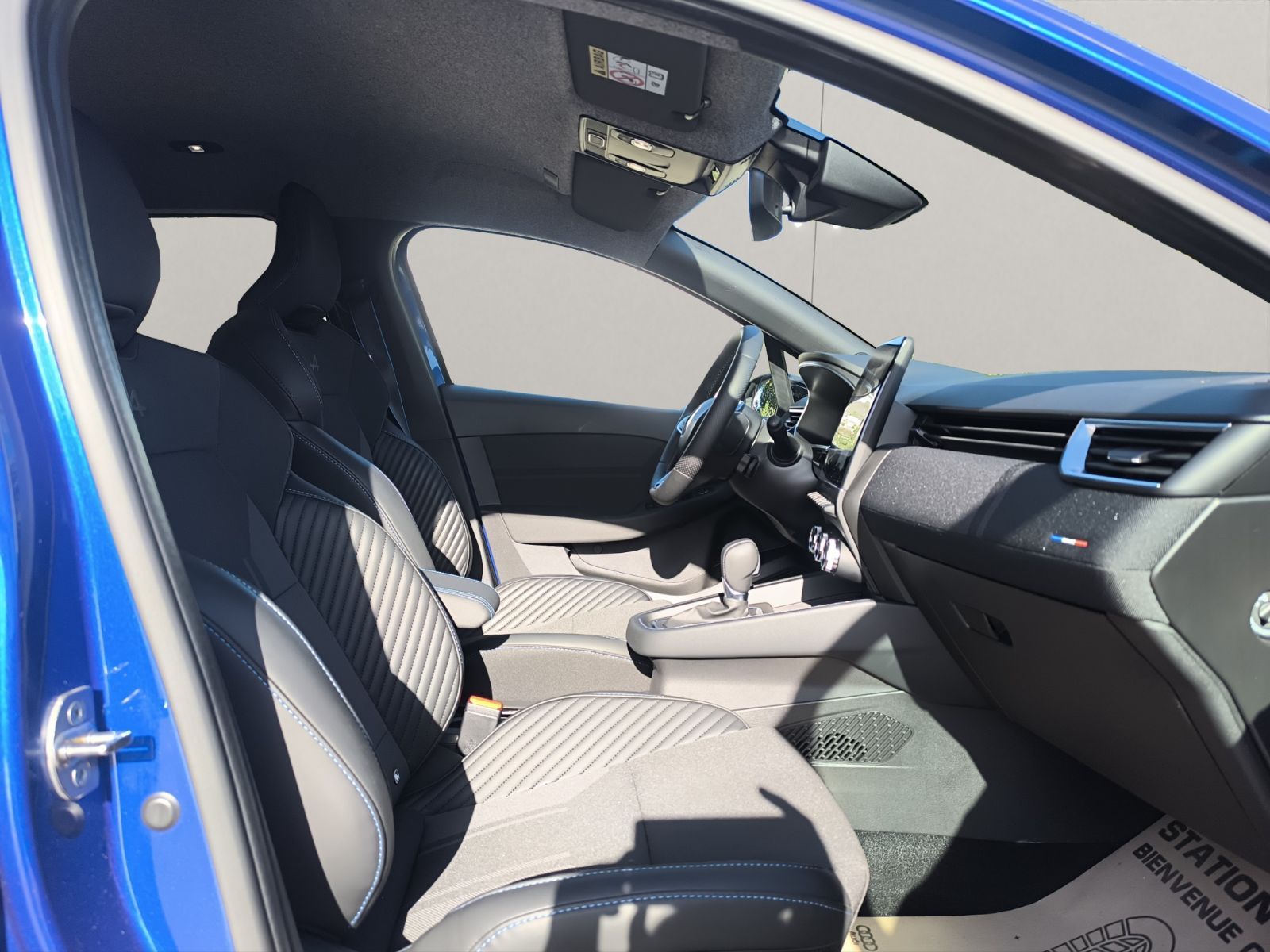 Renault Clio à Tunis - Photo 15
