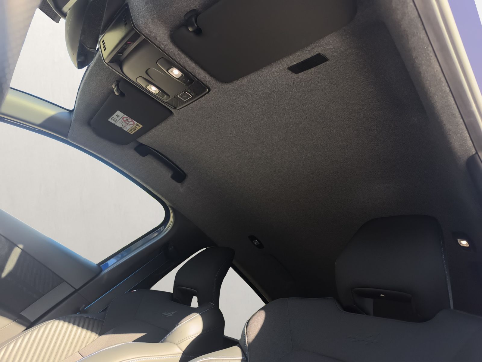 Renault Clio à Tunis - Photo 19