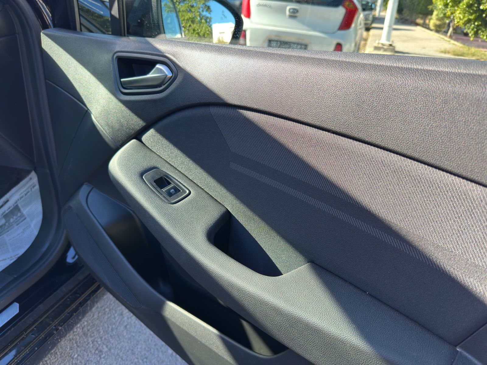 Renault Clio à Tunis - Photo 22