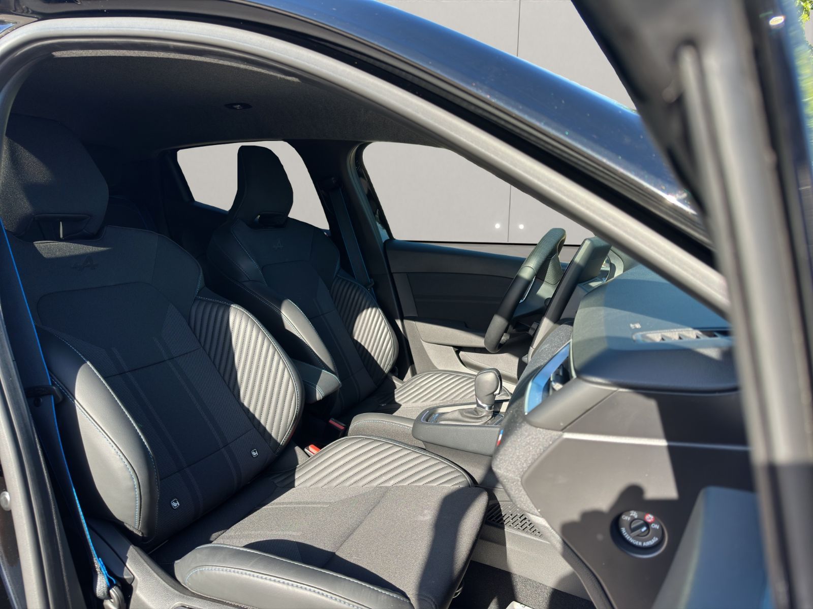 Renault Clio à Tunis - Photo 16
