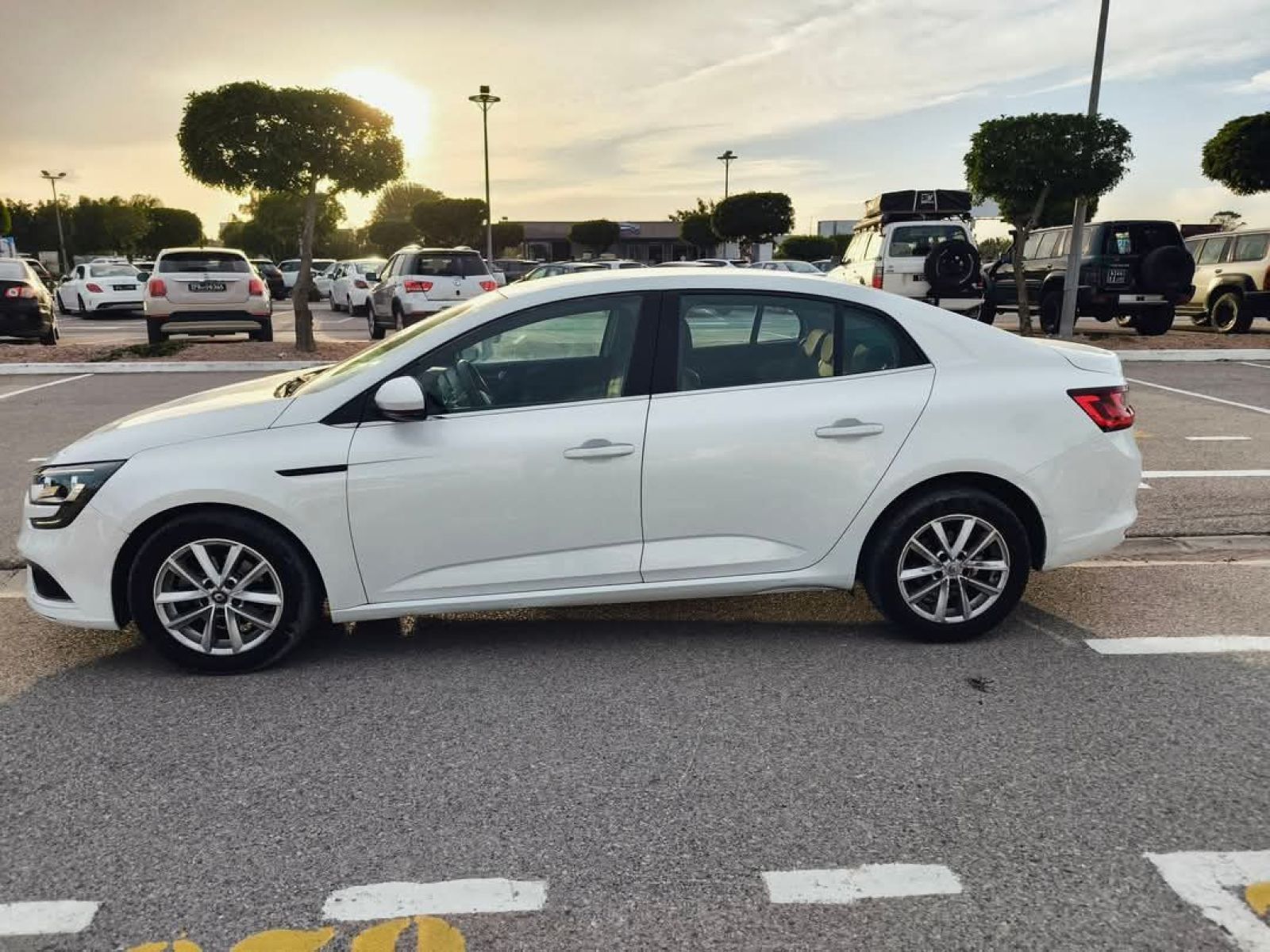 Renault Megane à Bizerte - Photo 5