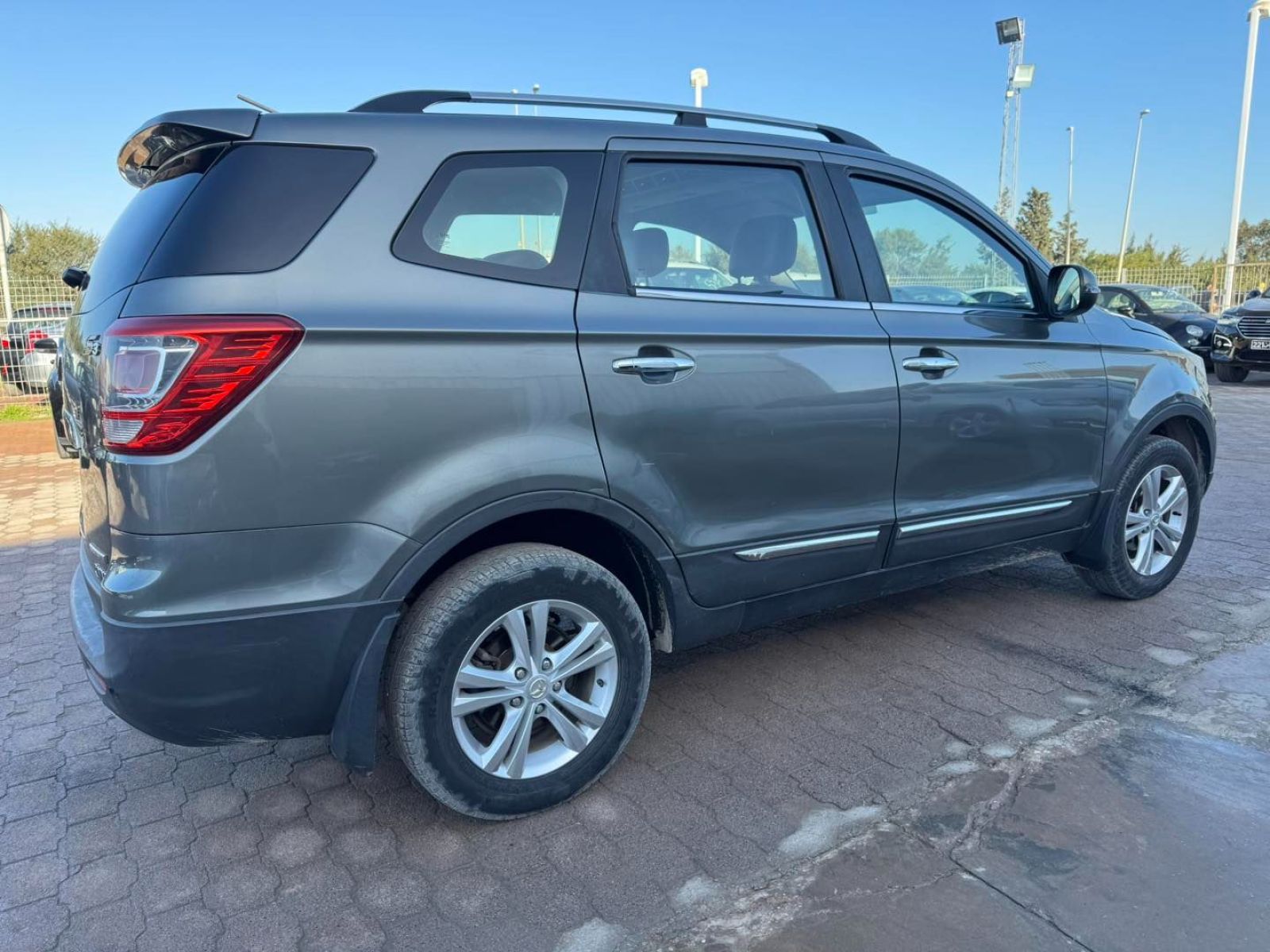BAIC YX Kenbo S3 à Kasserine - Photo 5