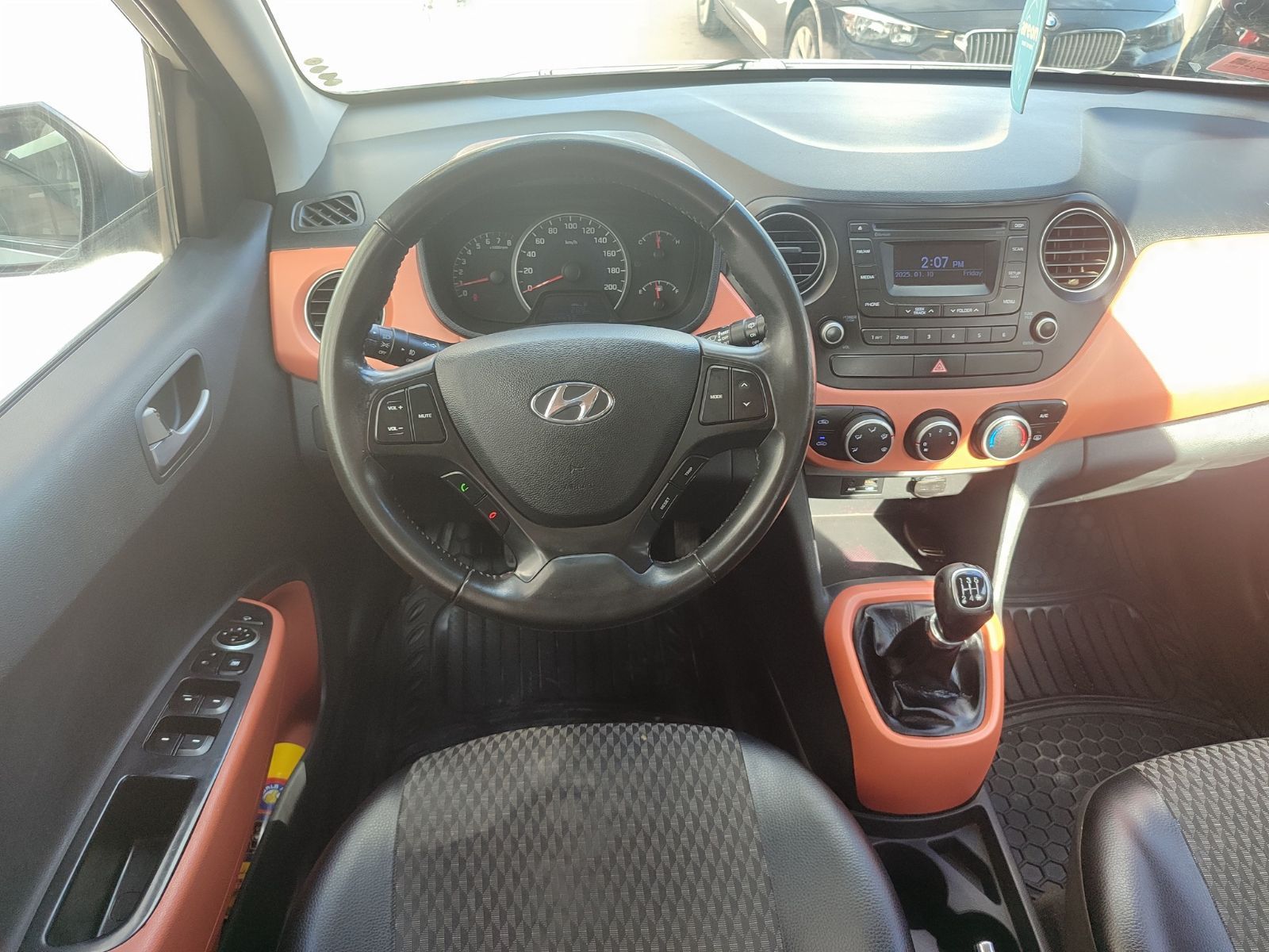 Hyundai Grand i10 à Nabeul - Photo 8