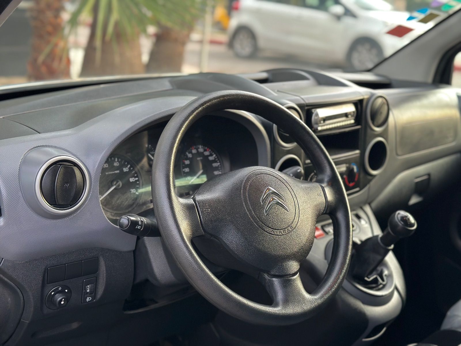 Citroën Berlingo Live à Mahdia - Photo 9