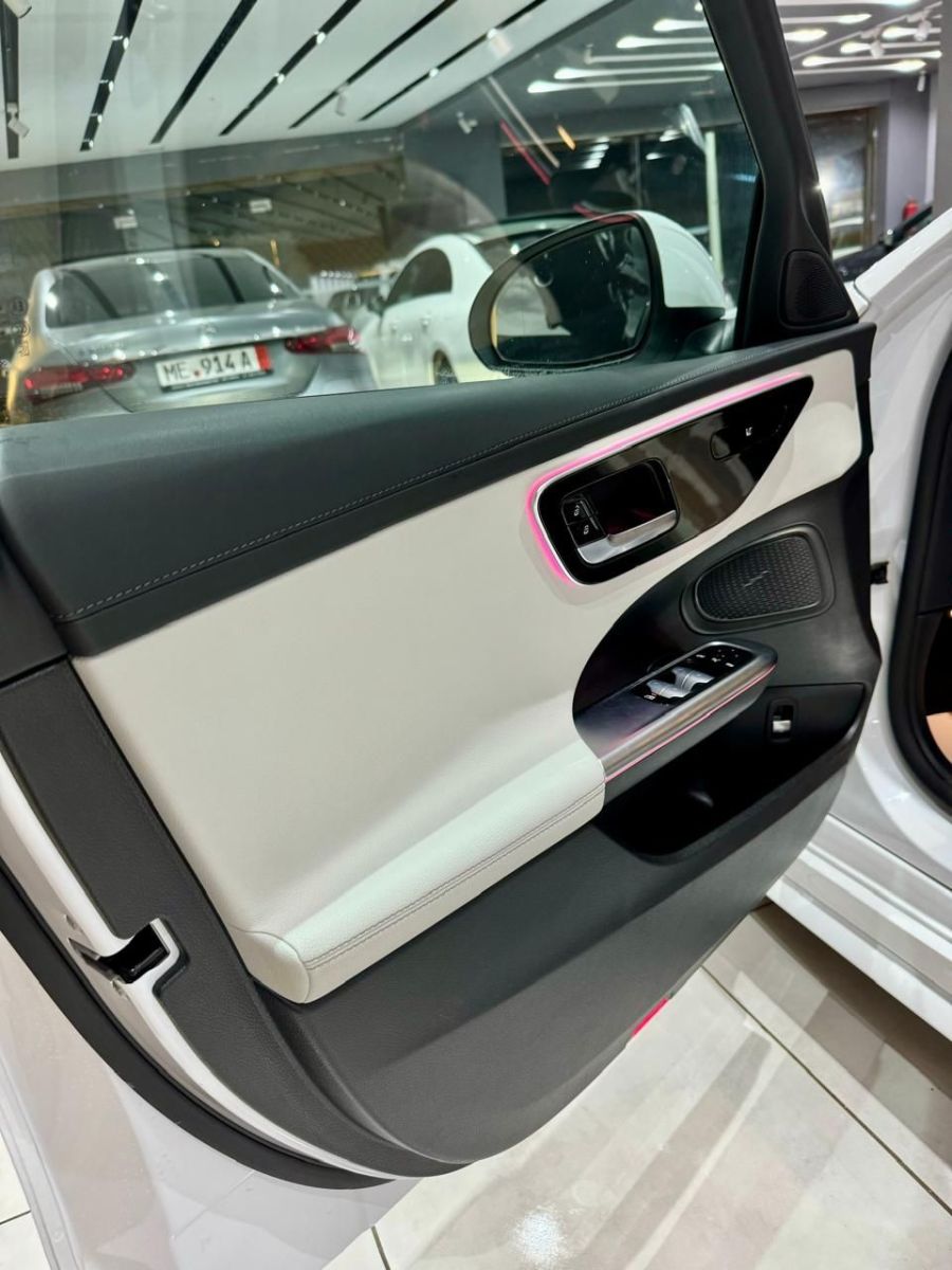 Mercedes-Benz Classe C à Ben Arous - Photo 8