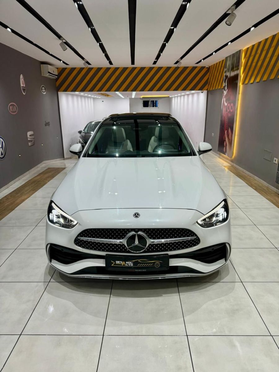 Mercedes-Benz Classe C à Ben Arous - Photo 2