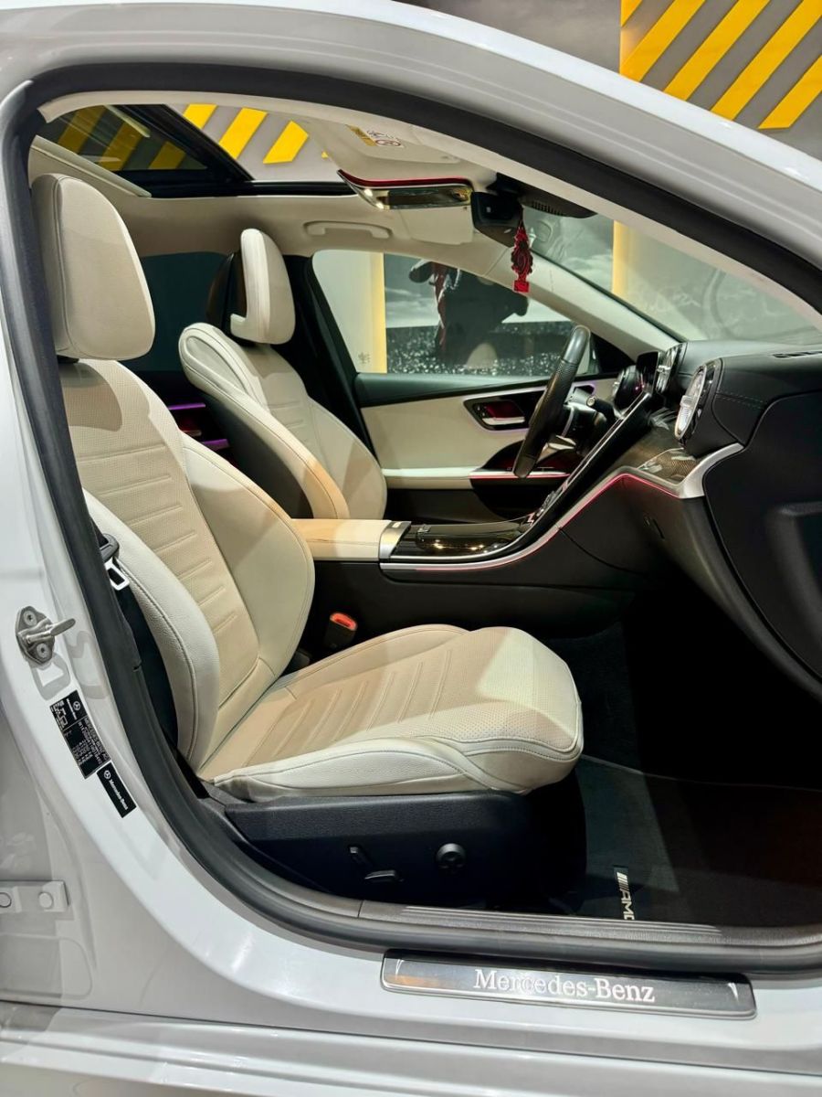 Mercedes-Benz Classe C à Ben Arous - Photo 13