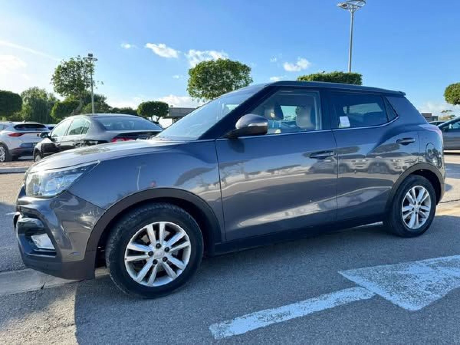  Renault Clio 3 GAMME EDITION série 155تسجيل أول 