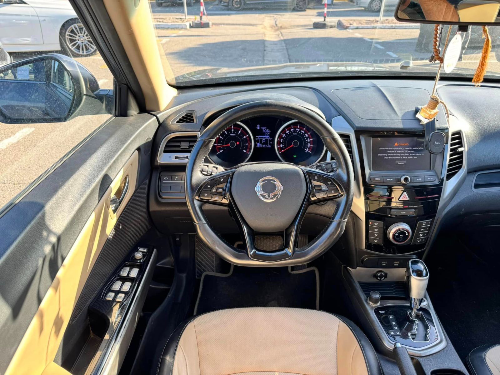 Ssangyong Tivoli Confort Plus à Tunis - Photo 7