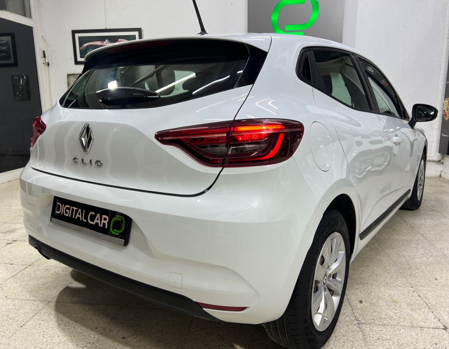 Renault Clio Life Plus à Tunis - Photo 16