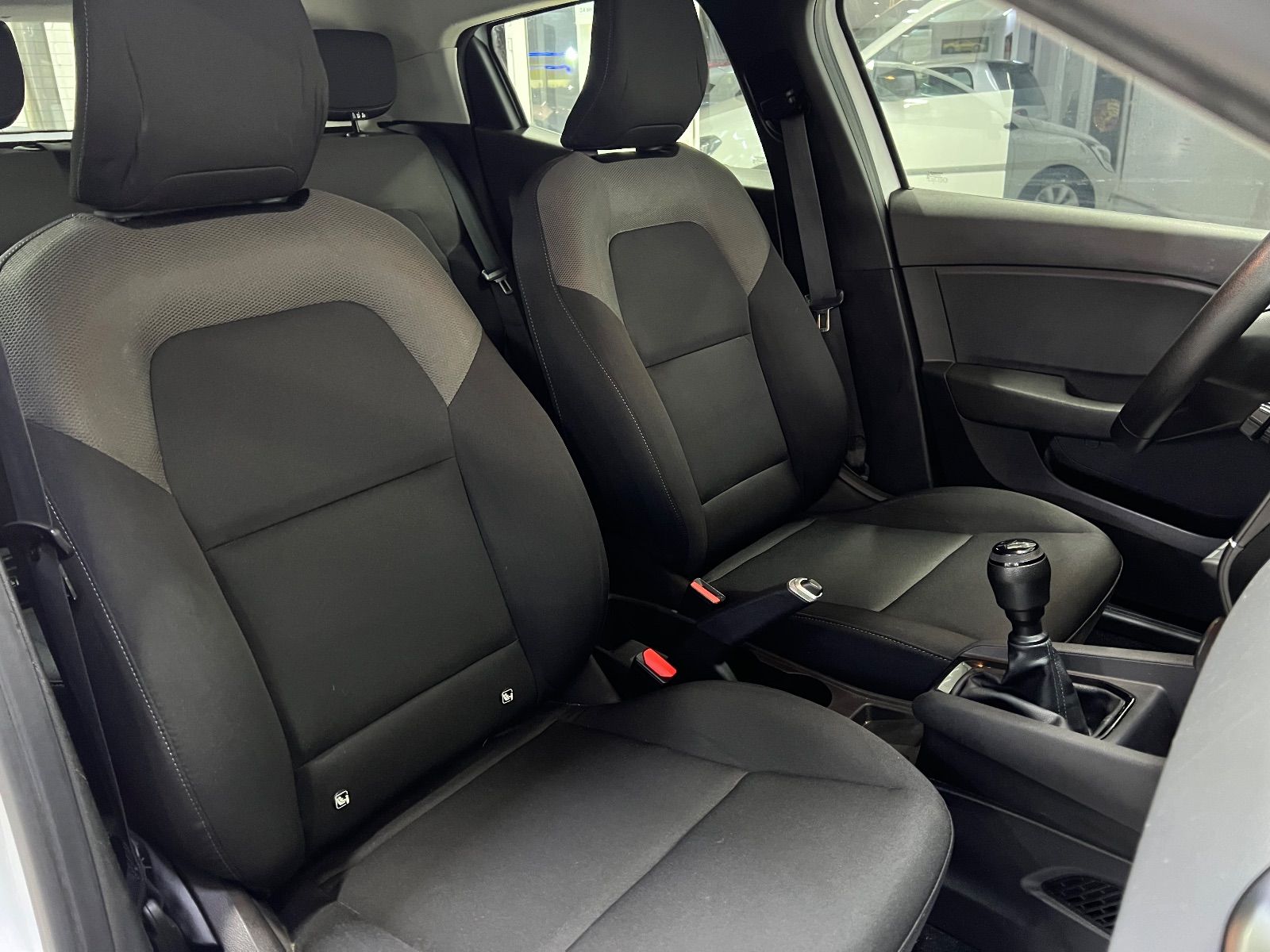 Renault Clio Life Plus à Tunis - Photo 20