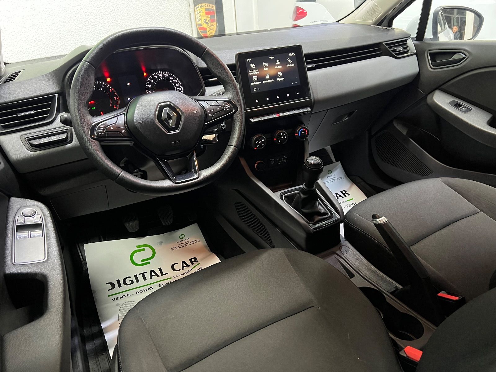 Renault Clio Life Plus à Tunis - Photo 19