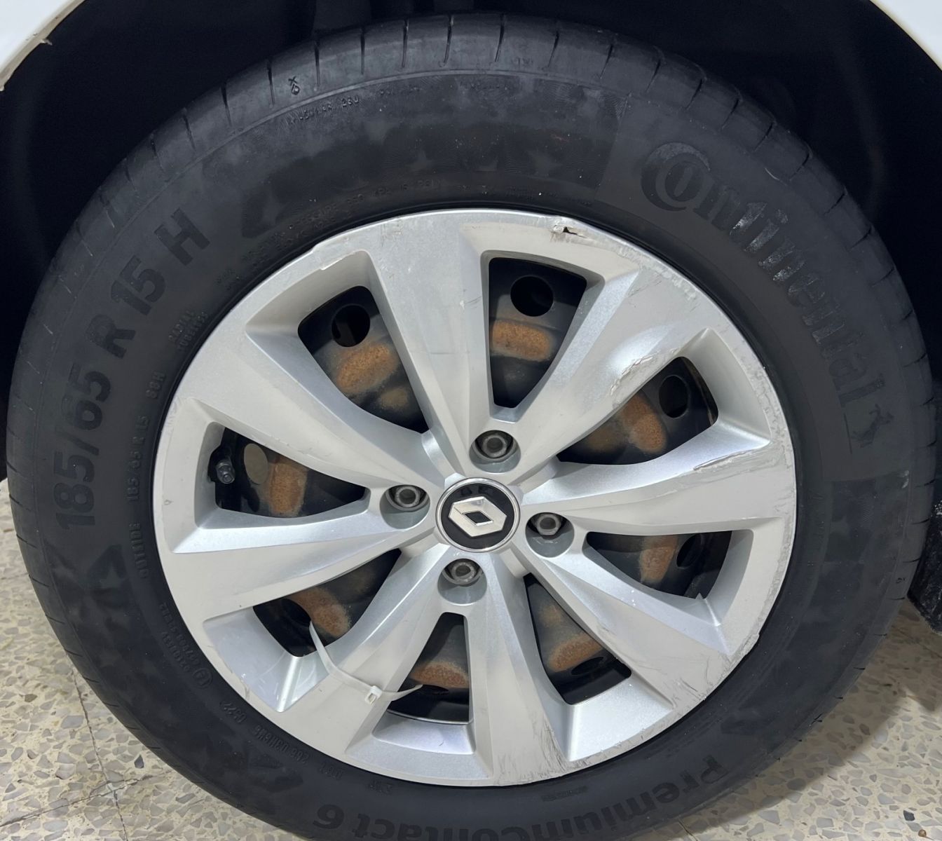 Renault Clio Life Plus à Tunis - Photo 17