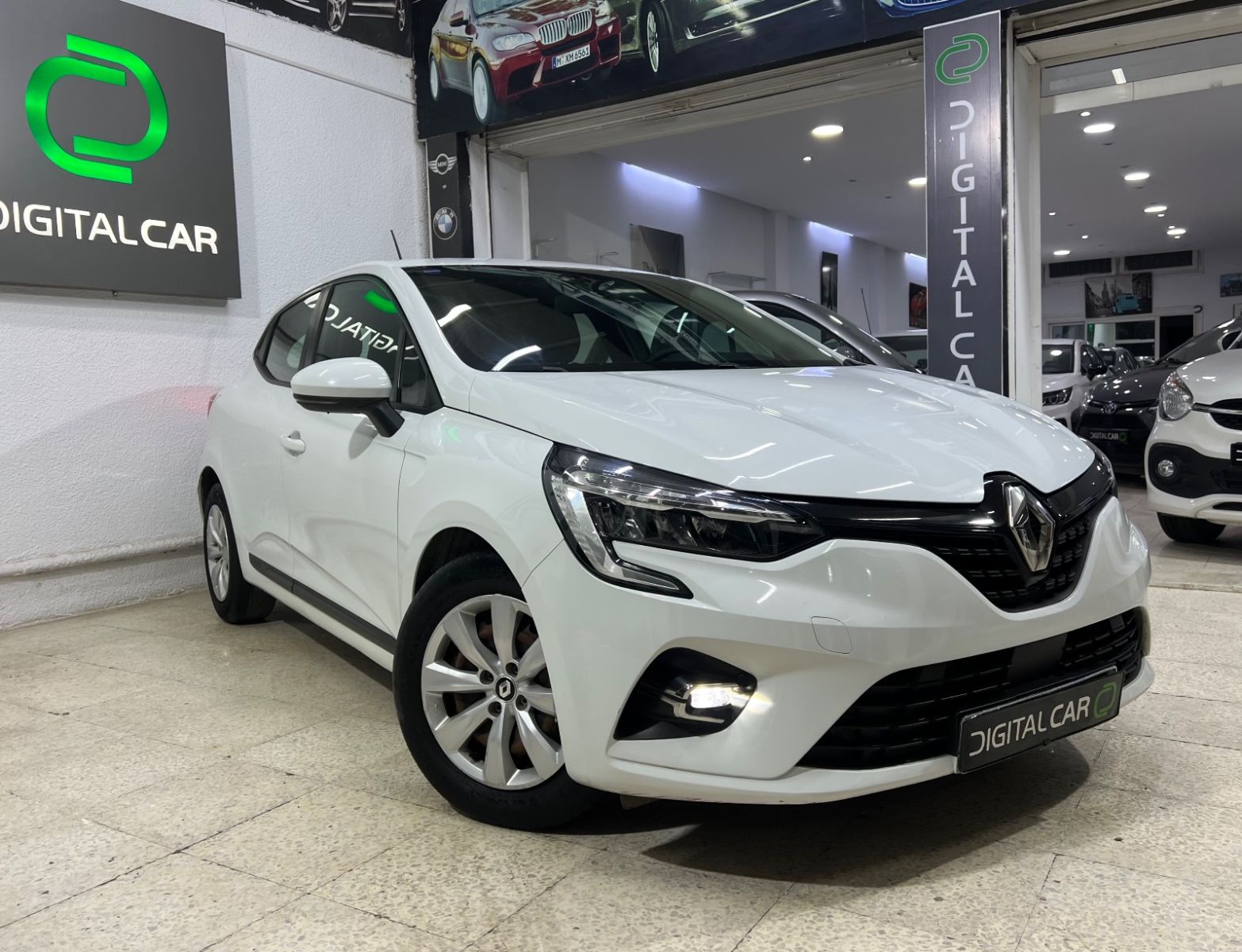 Renault Clio Life Plus à Tunis - Photo 6