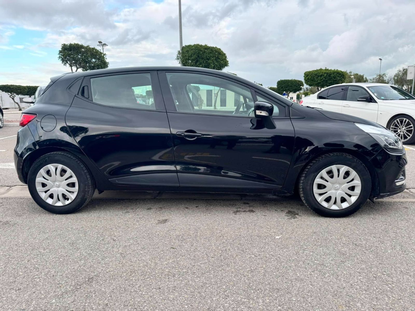 Renault Clio 1.0L à Ben Arous - Photo 4
