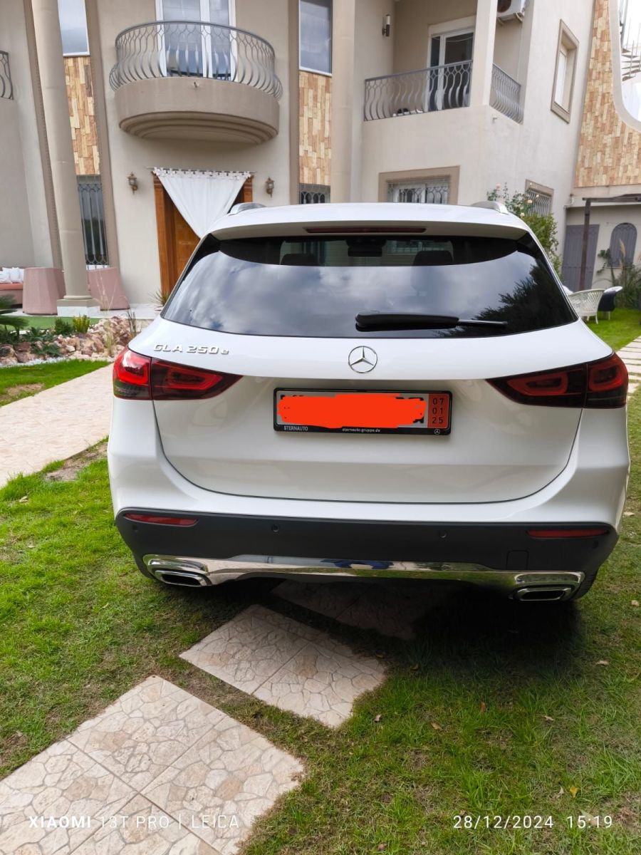 Mercedes-Benz GLA à Tunis - Photo 7