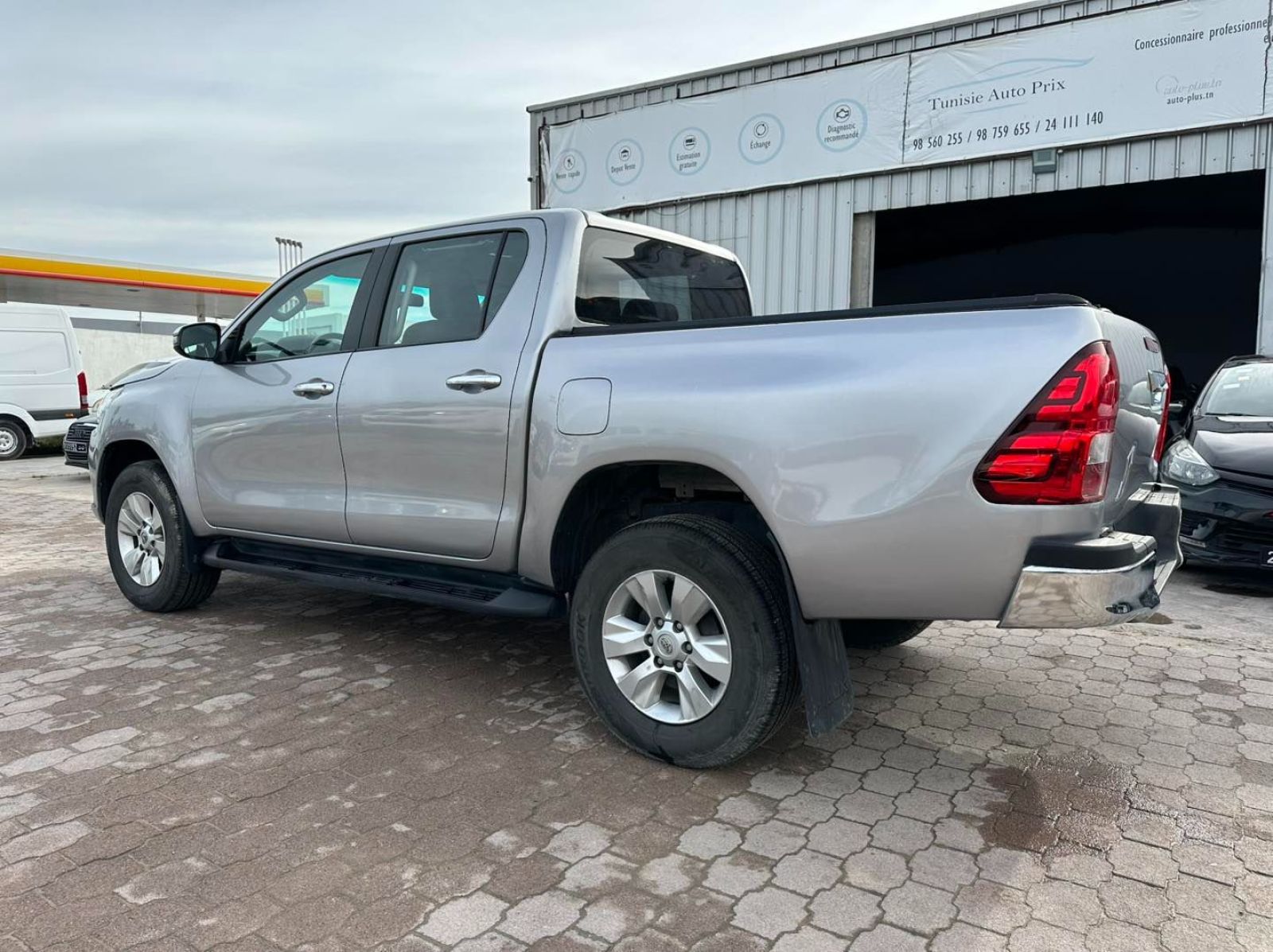 Toyota Hilux Double Cabine Double Cabine Business à Tunis - Photo 2