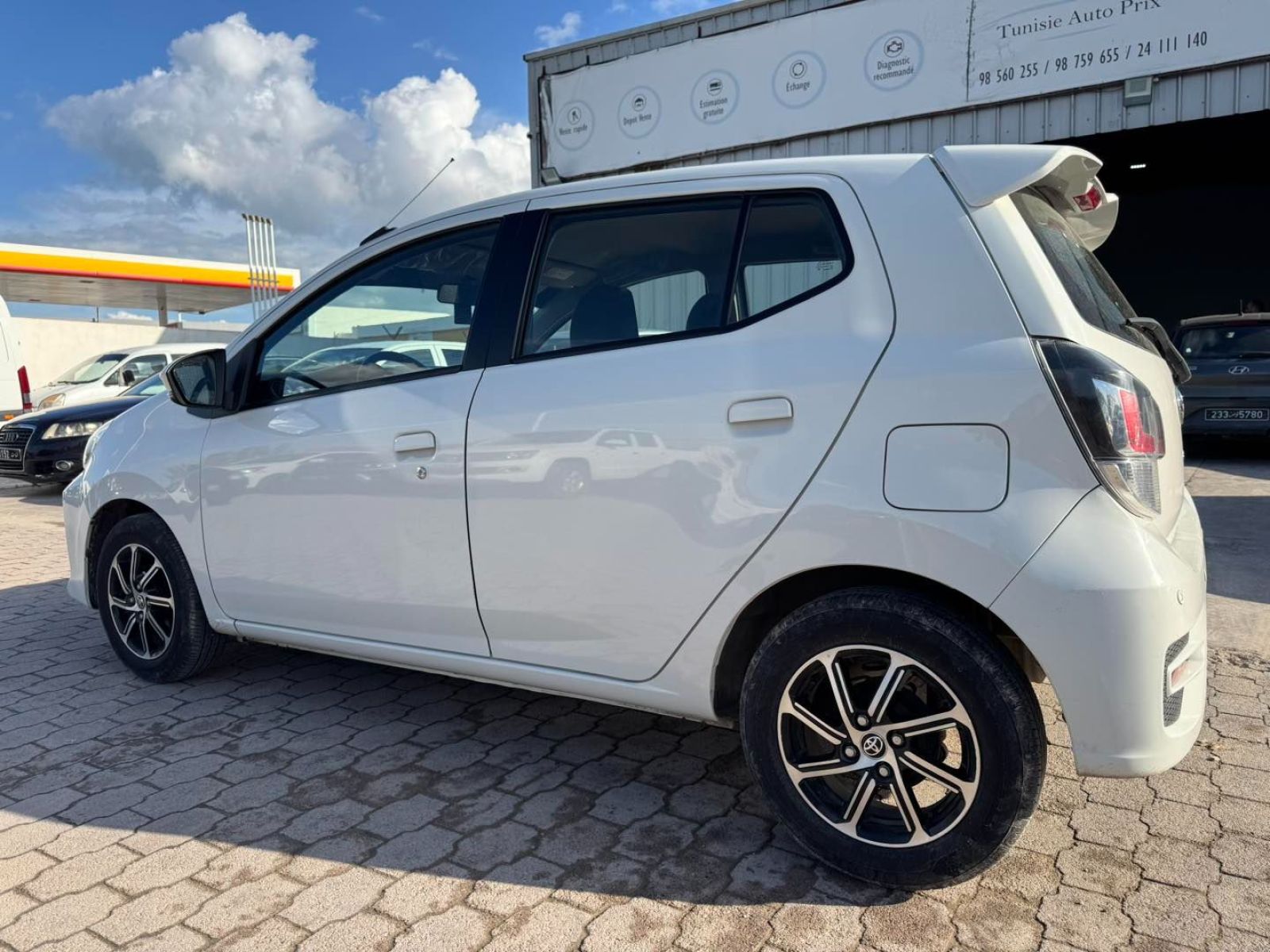 Toyota Agya à Ben Arous - Photo 3