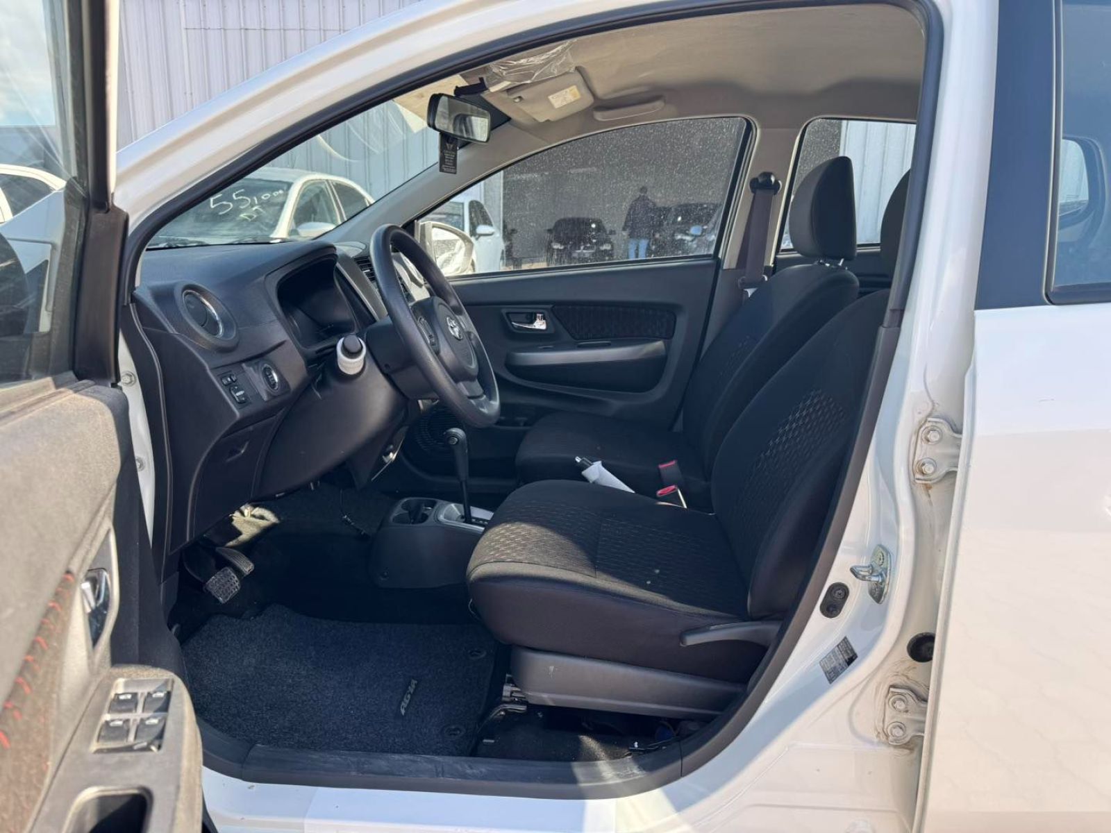 Toyota Agya à Ben Arous - Photo 6