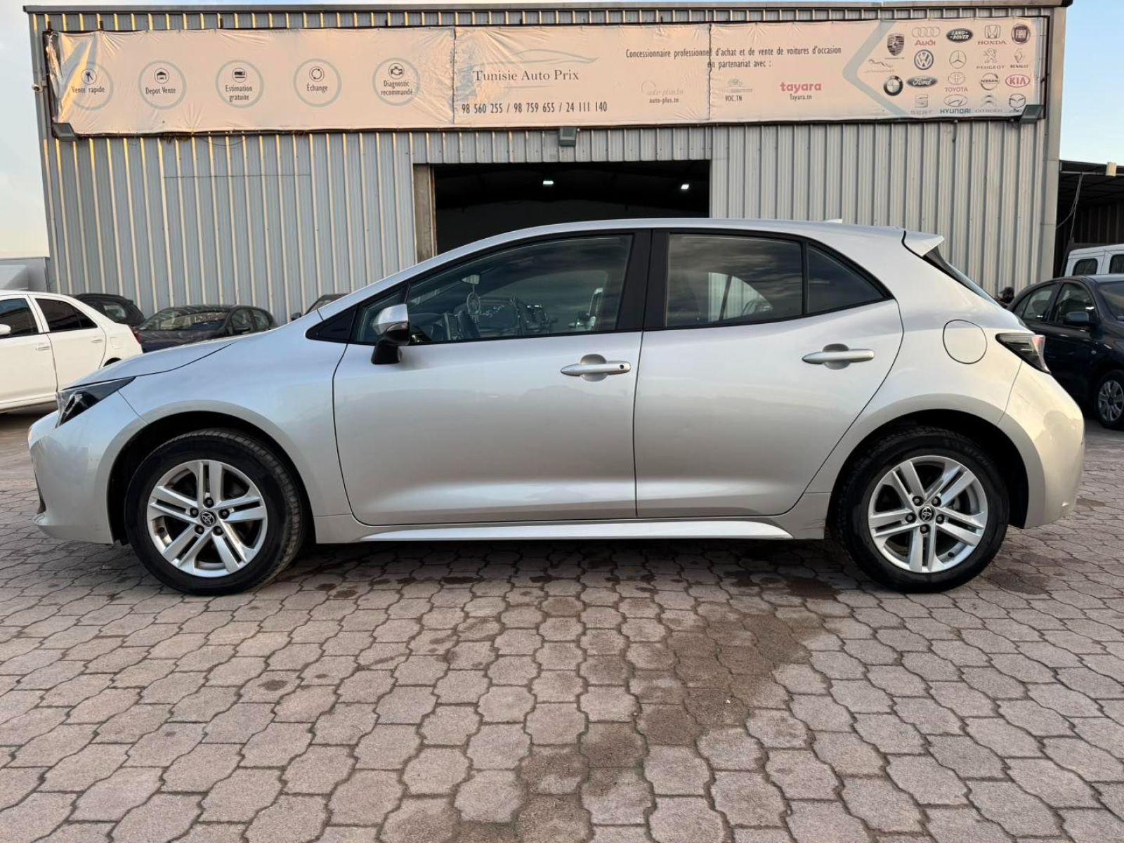 Toyota Corolla à Tunis - Photo 1