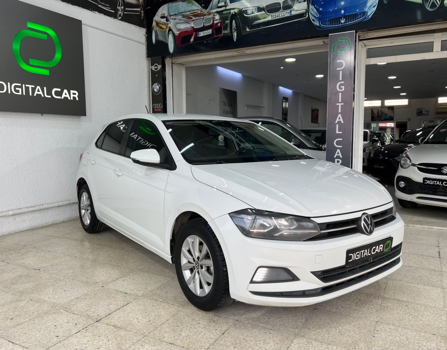 Volkswagen Polo Prestige à Tunis - Photo 1
