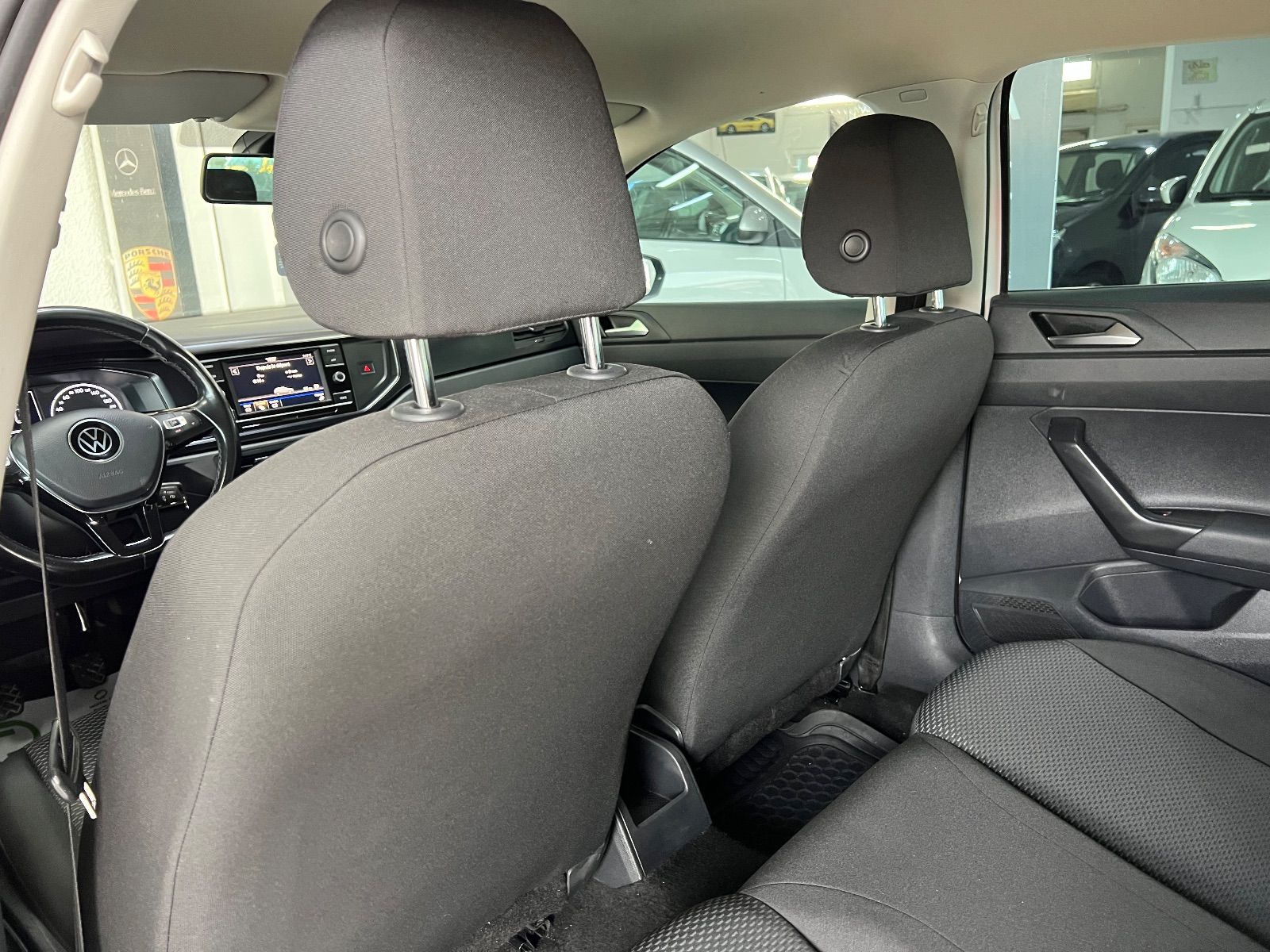 Volkswagen Polo Prestige à Tunis - Photo 22