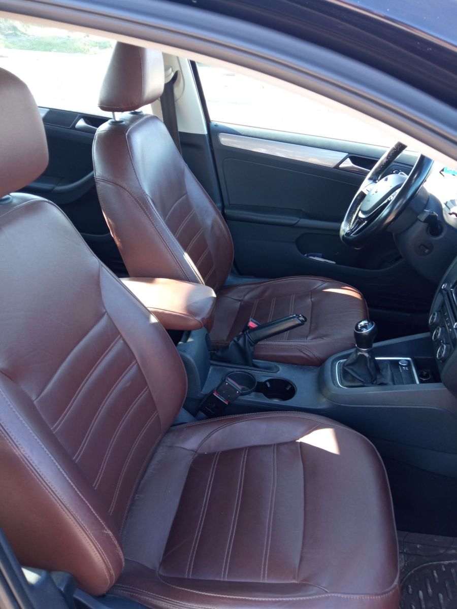 Volkswagen Jetta à Ariana - Photo 5