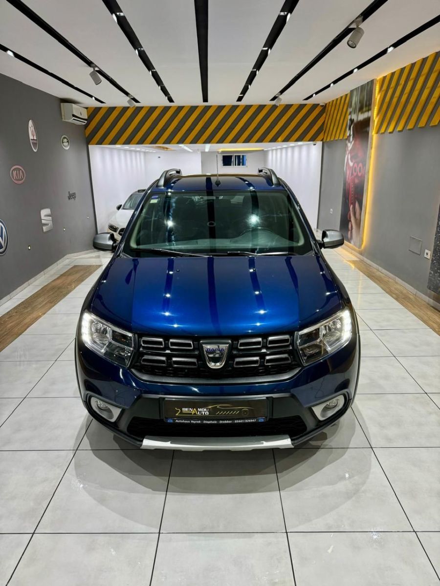 Dacia Sandero Stepway Boite Auto Importée Tn250 à Nabeul - Photo 1