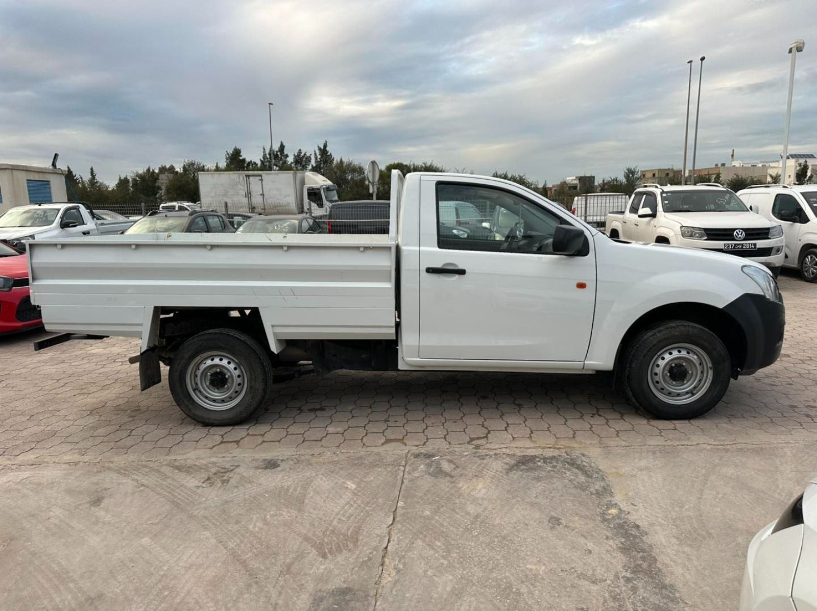 Isuzu D-Max Simple Cabine à Ariana - Photo 4