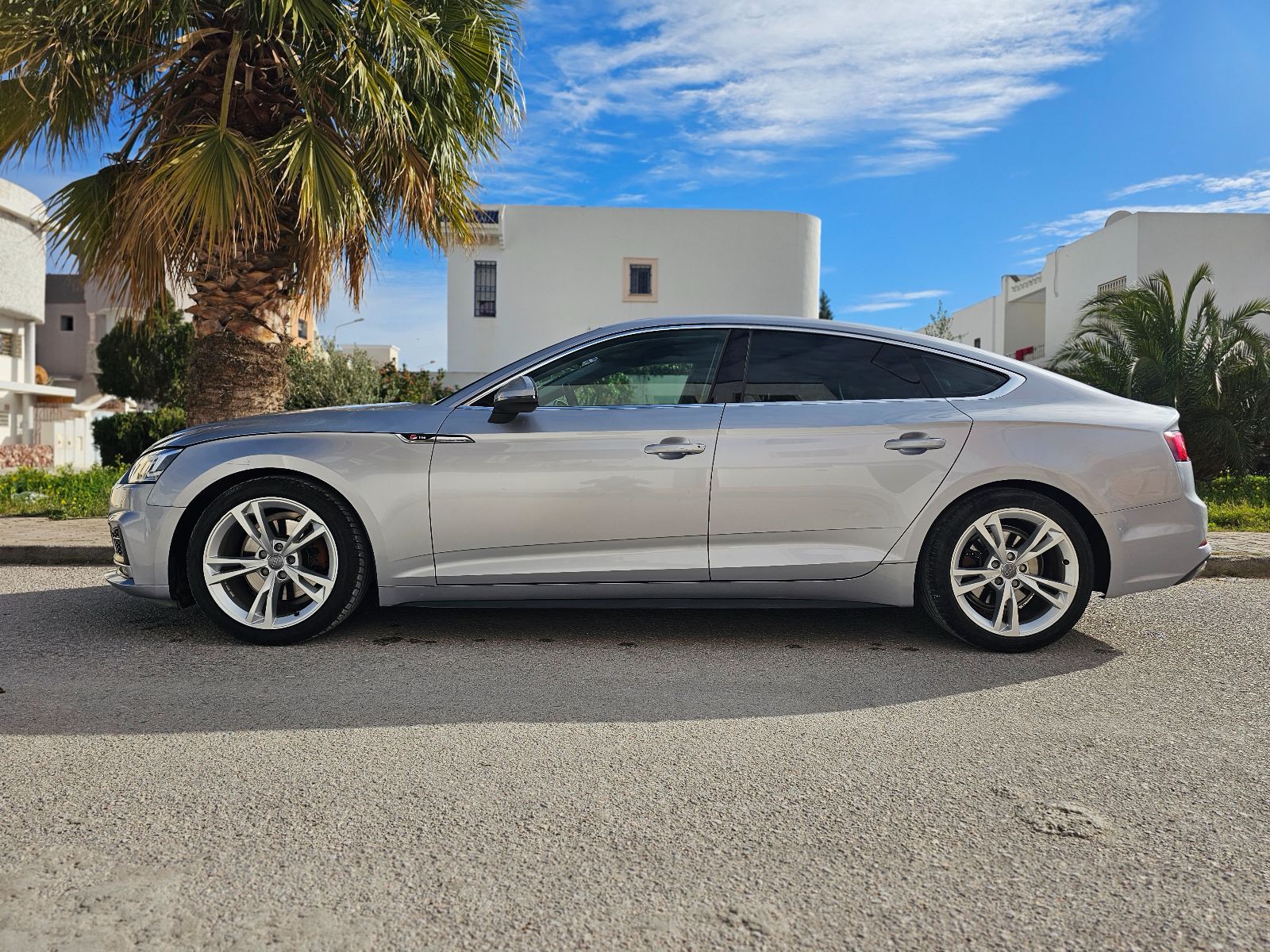 Audi A5 Sportback S-Line à Tunis - Photo 8