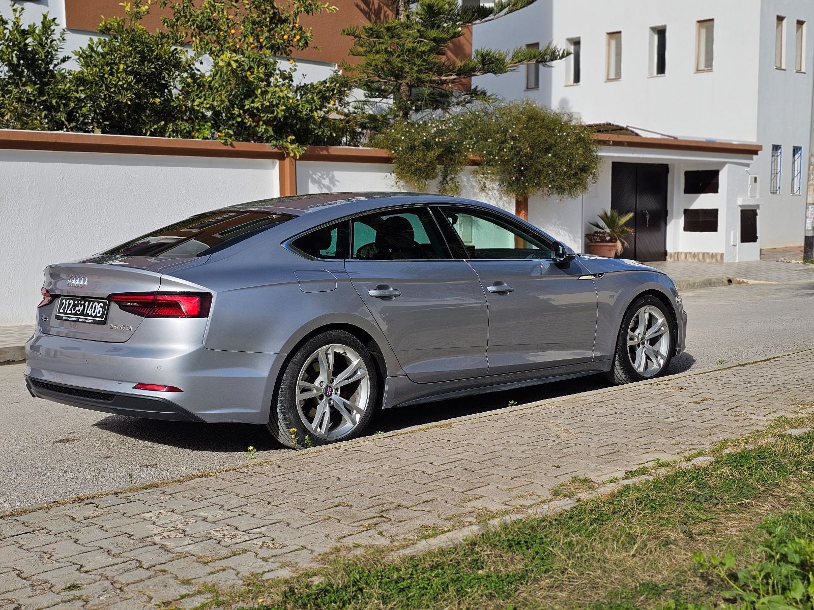 Audi A5 Sportback S-Line à Tunis - Photo 4