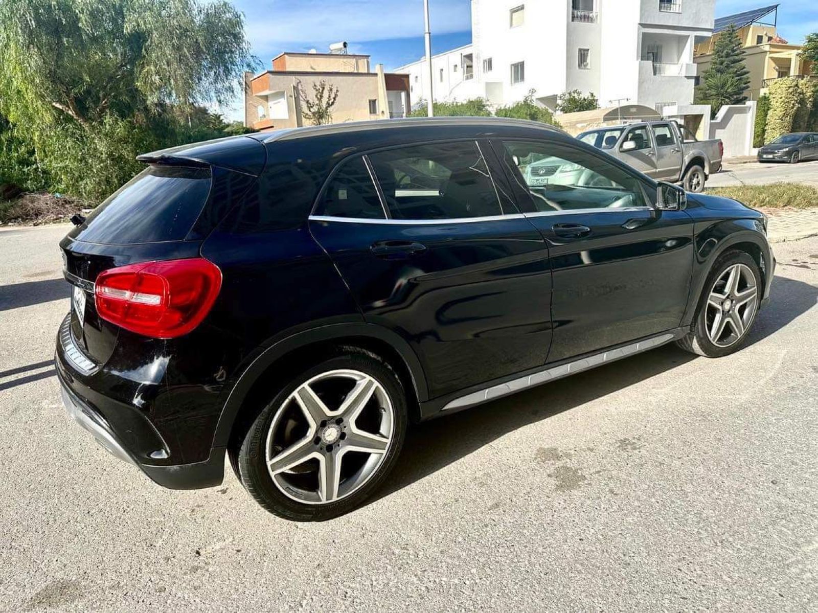 Mercedes-Benz GLA AMG à Tunis - Photo 2