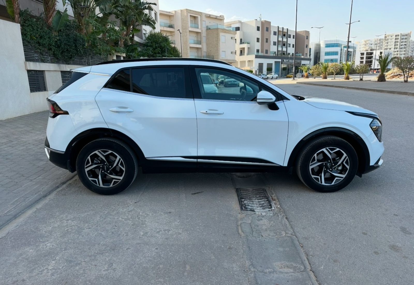 KIA Sportage à Tunis - Photo 2