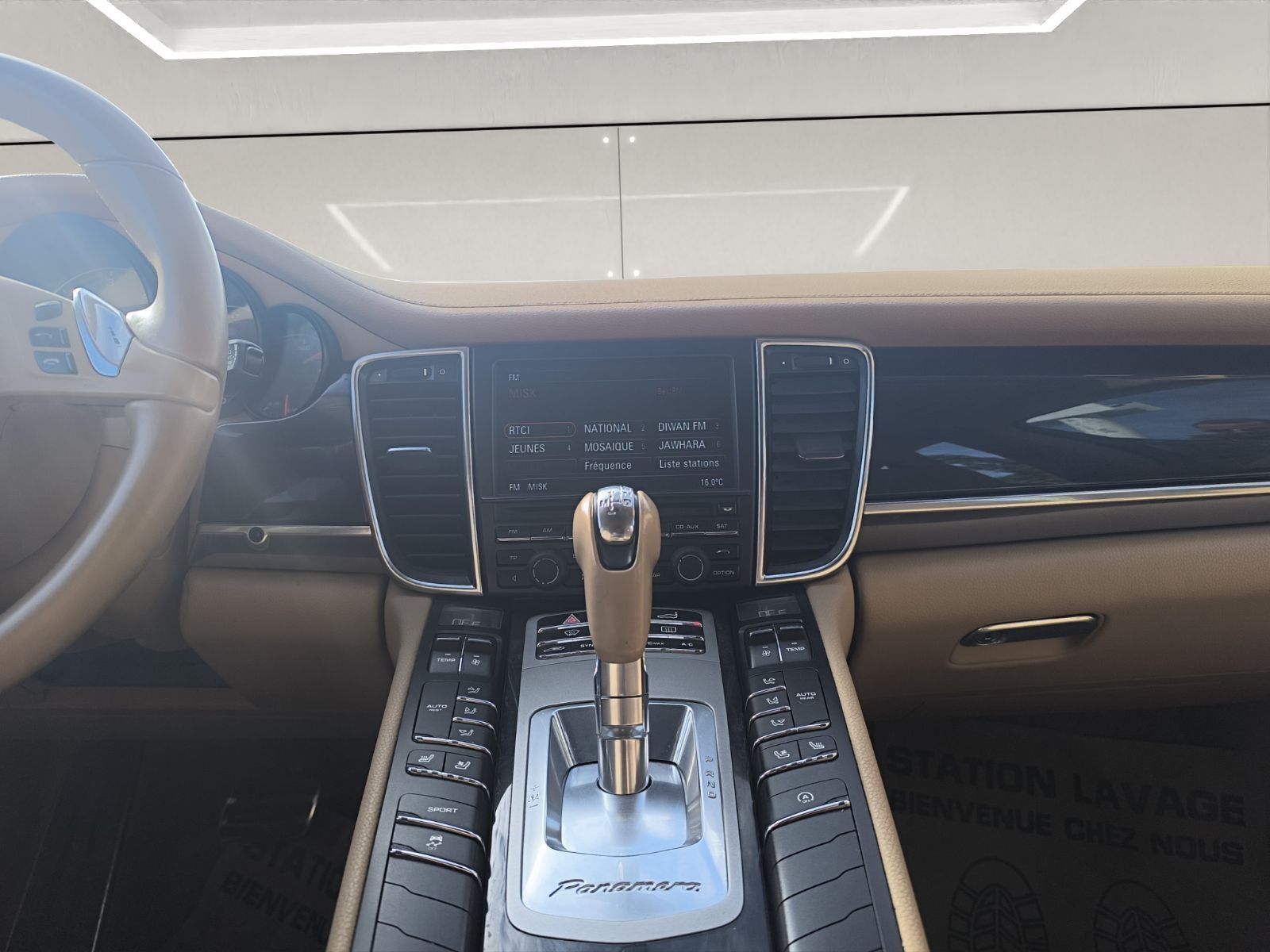 Porsche Panamera PLATINUM édition à Tunis - Photo 15