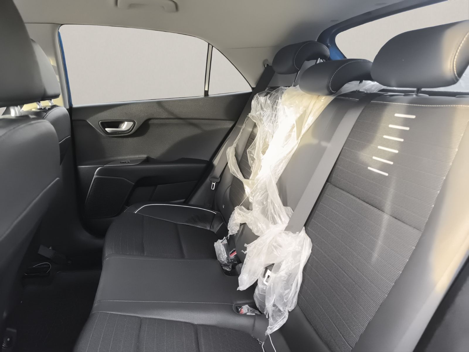KIA Rio 5p GT-Line à Monastir - Photo 12