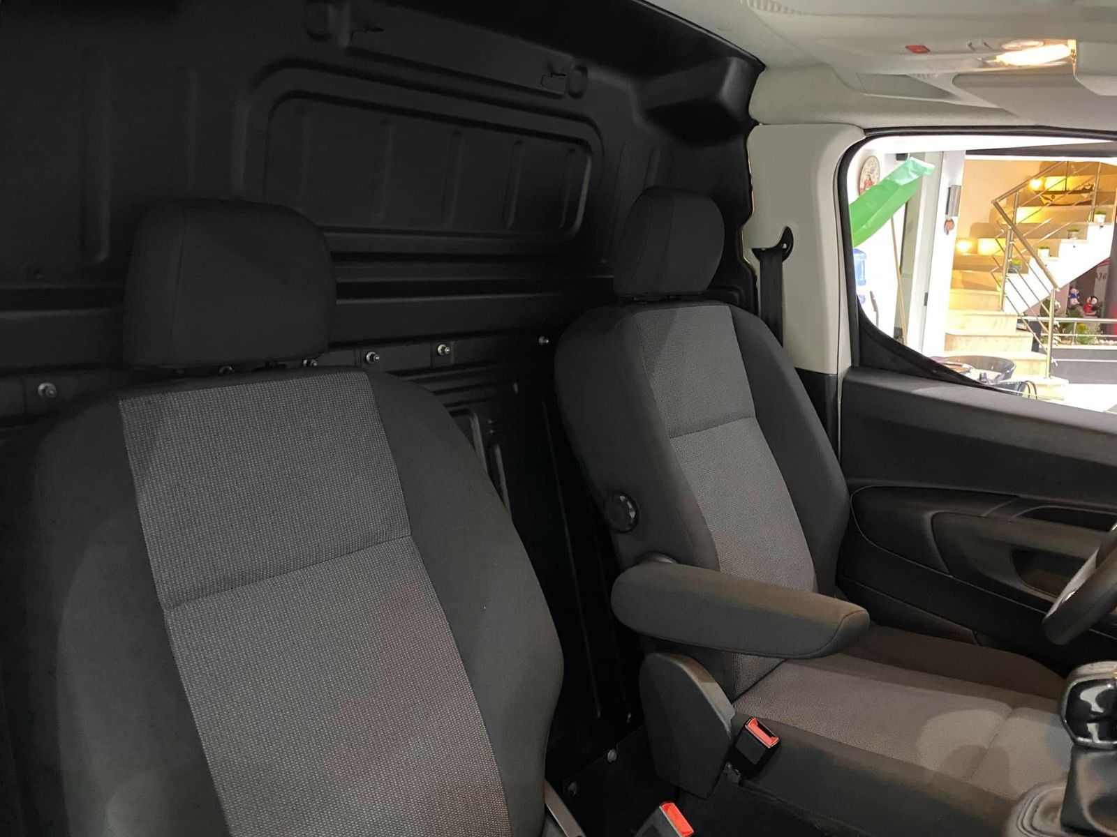 Citroën Berlingo à Tunis - Photo 12