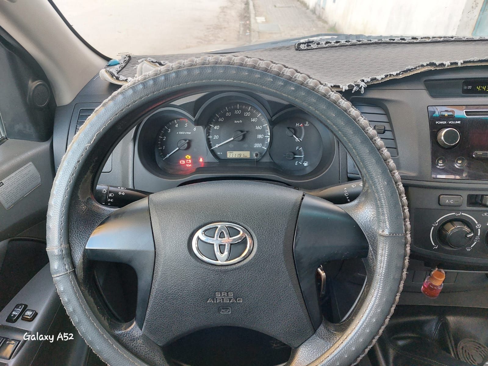 Toyota Hilux Double Cabine à Ben Arous - Photo 1