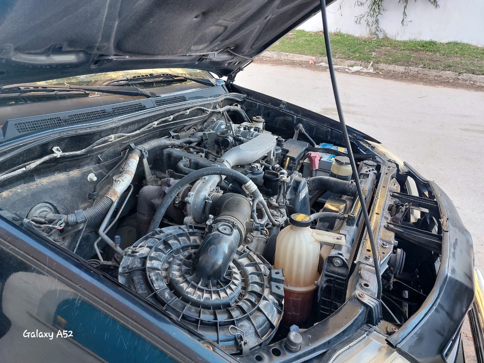 Toyota Hilux Double Cabine à Ben Arous - Photo 12