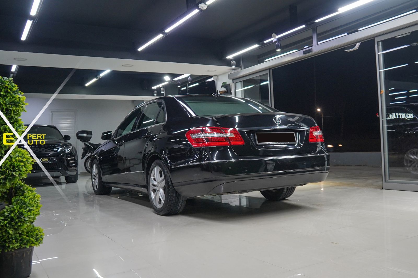 Mercedes-Benz Classe E Avantgarde à Sfax - Photo 1