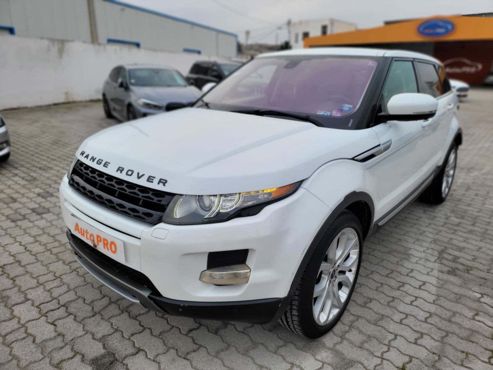 Land Rover Range Rover Evoque R-Dynamic S à Tunis - Photo 5