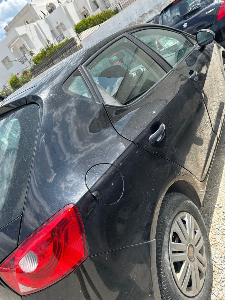 Seat Ibiza à Ben Arous - Photo 1