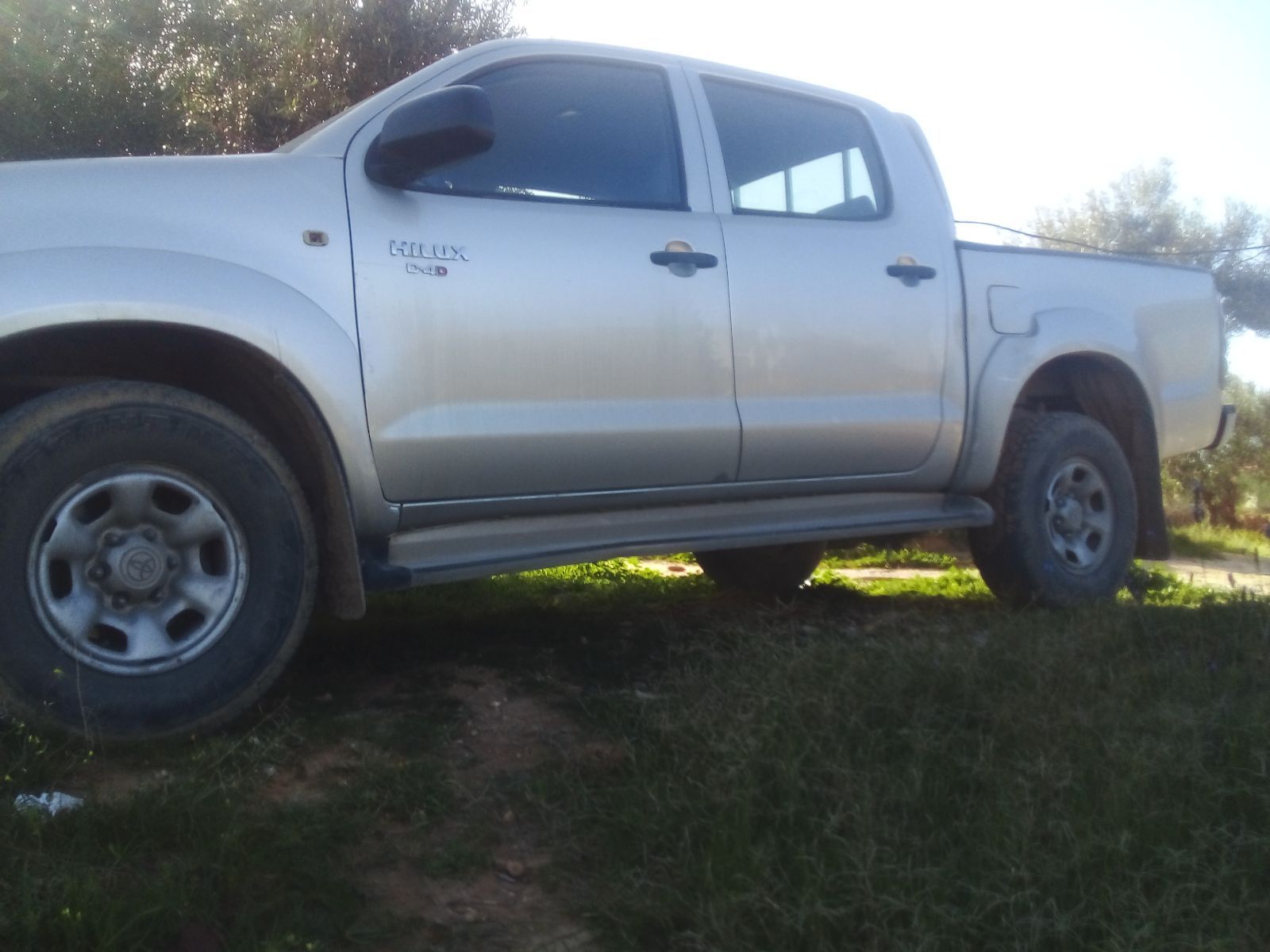 Toyota Hilux Double Cabine Double Cabine à Jendouba - Photo 7
