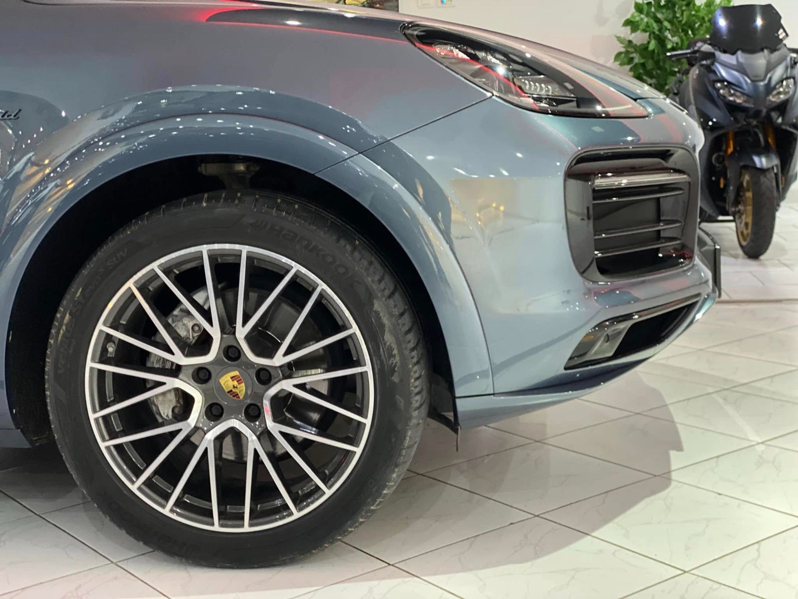 Porsche Cayenne Coupé GTS à Tunis - Photo 4