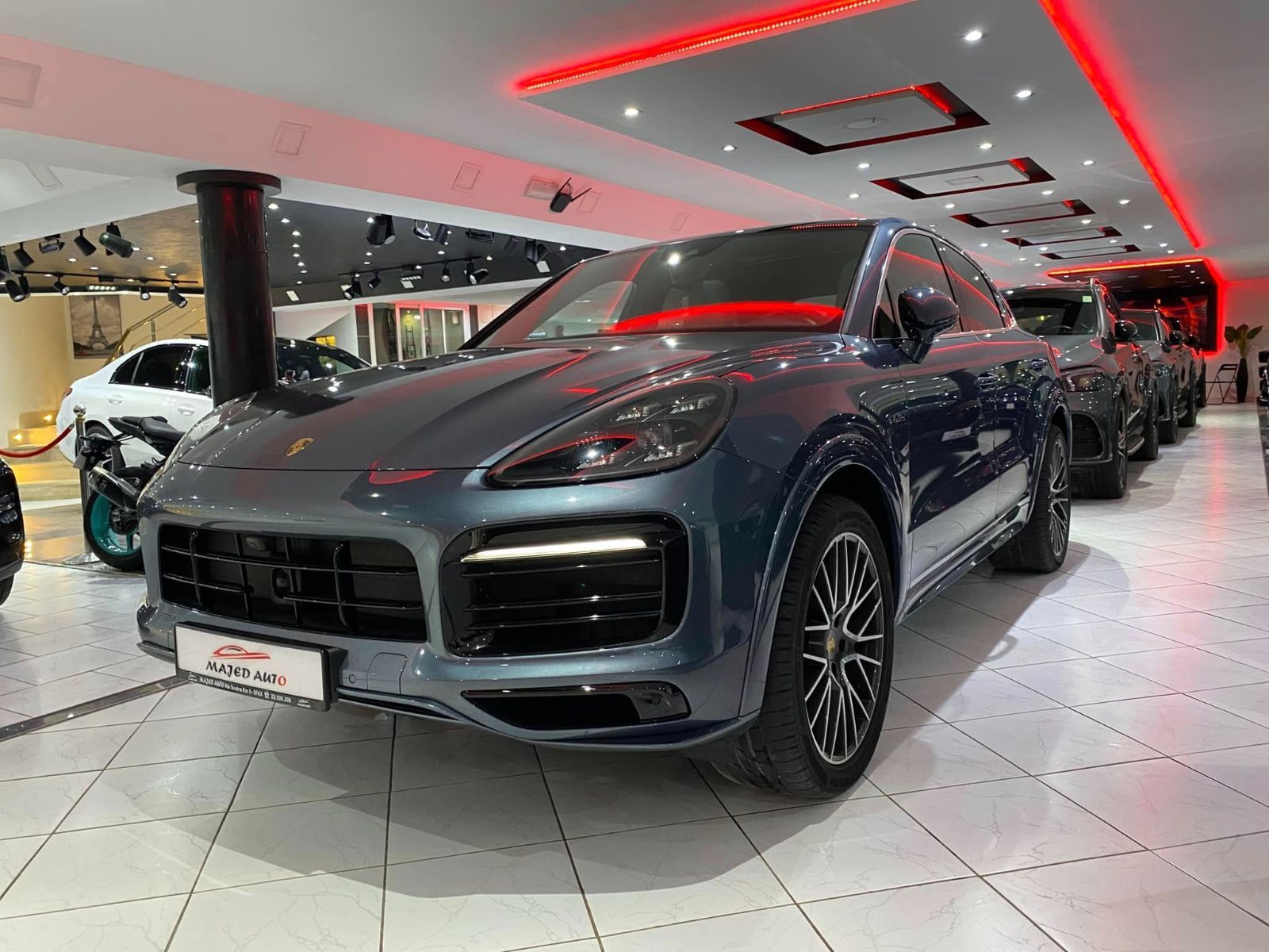 Porsche Cayenne Coupé GTS à Tunis - Photo 1
