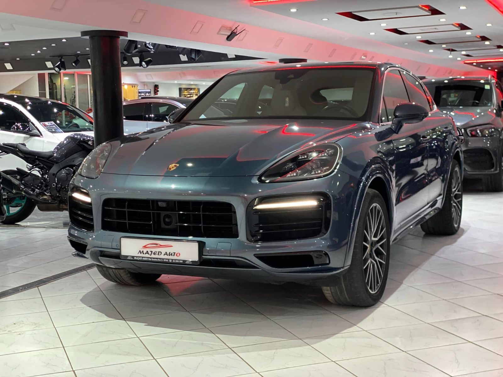 Porsche Cayenne Coupé GTS à Tunis - Photo 14