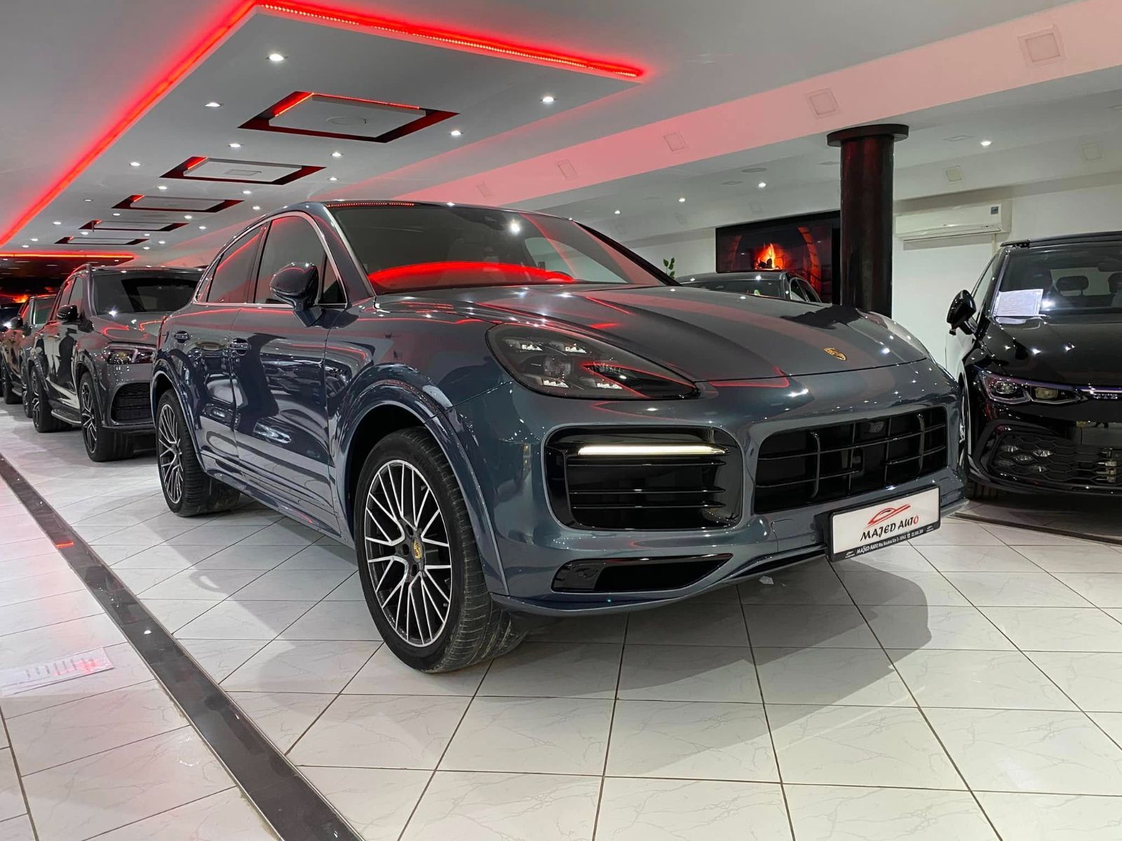 Porsche Cayenne Coupé GTS à Tunis - Photo 12