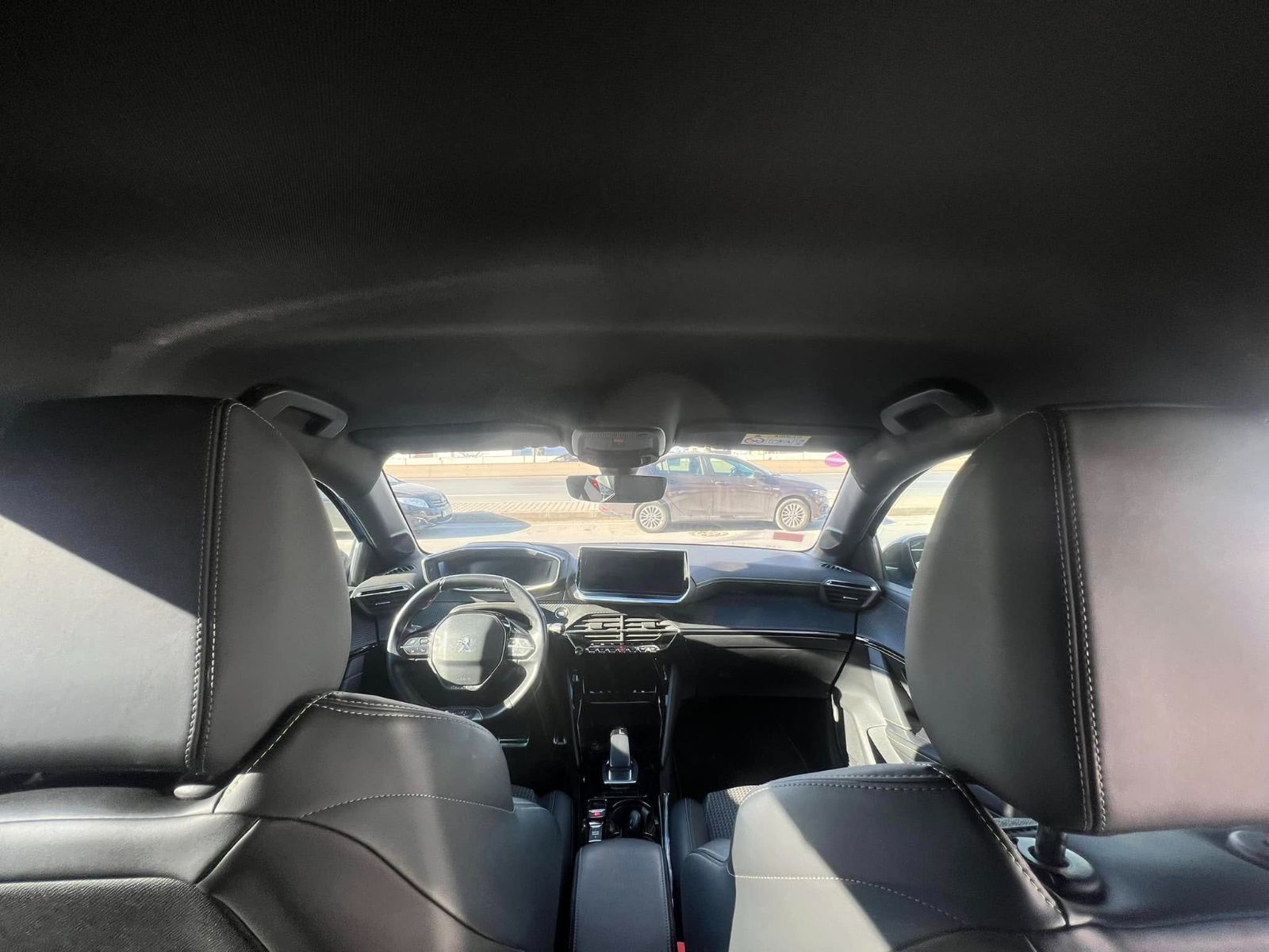 Peugeot 208 Active Pack à sousse - Photo 18
