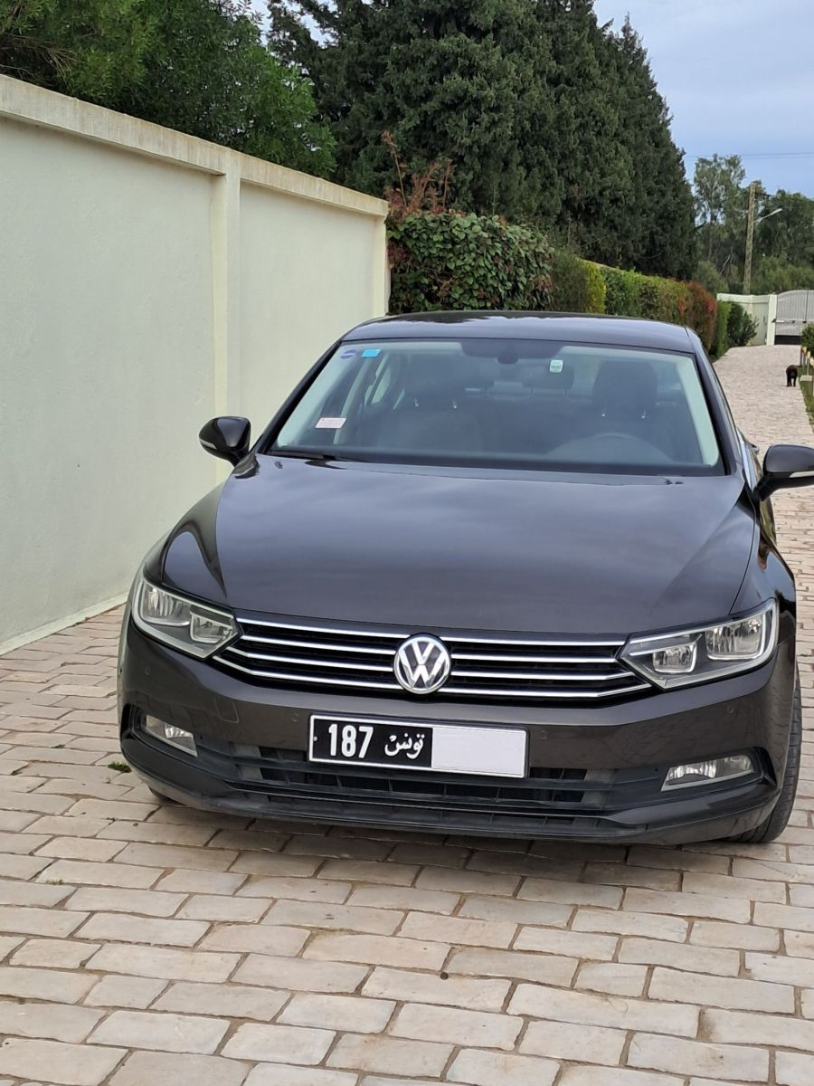 Volkswagen Passat à Ariana - Photo 2