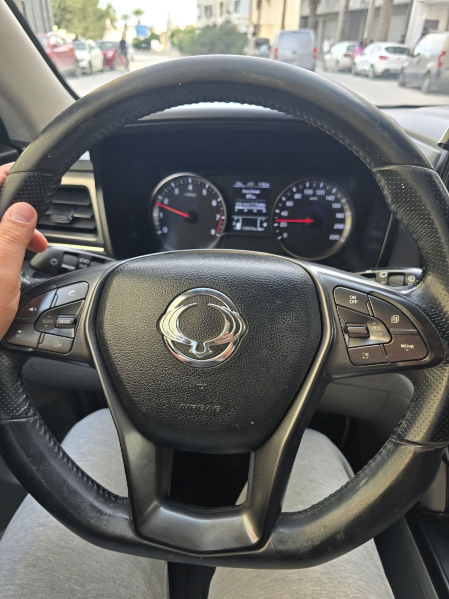 Ssangyong Tivoli Confort à Ariana - Photo 3
