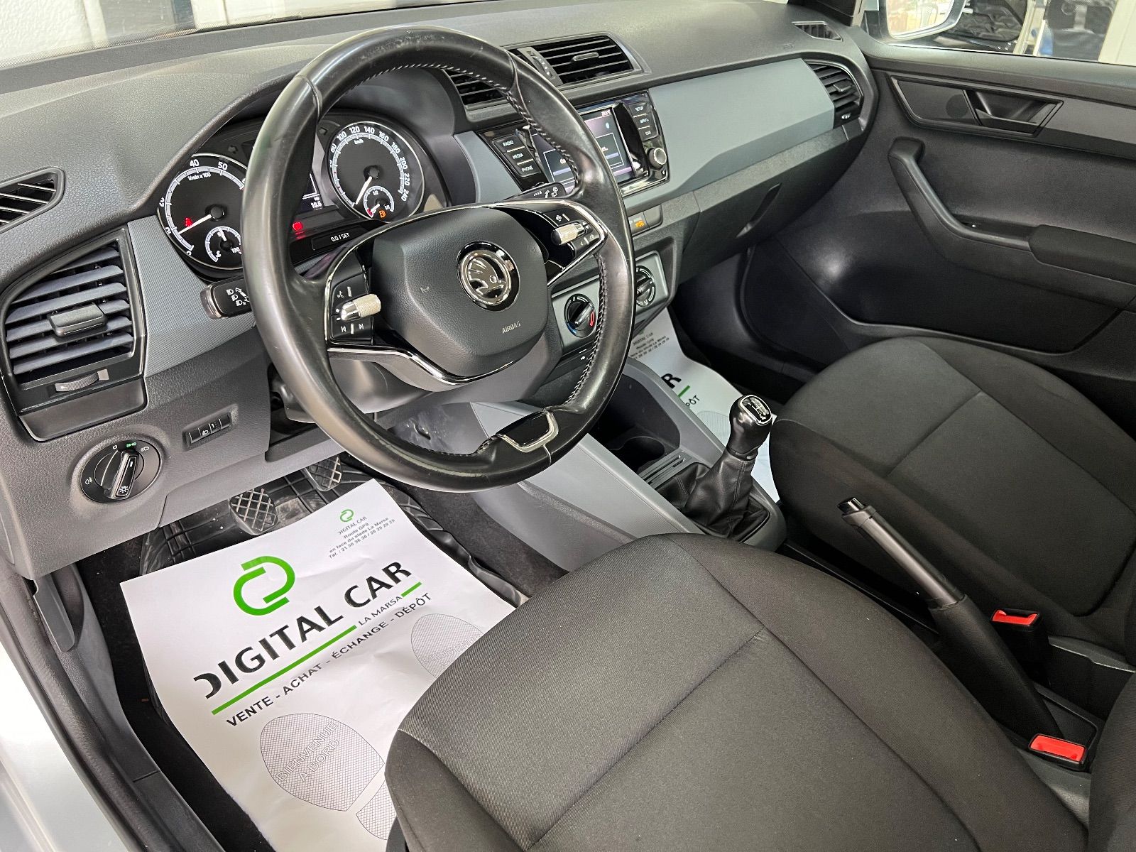 Skoda Fabia Essence à Gafsa - Photo 20